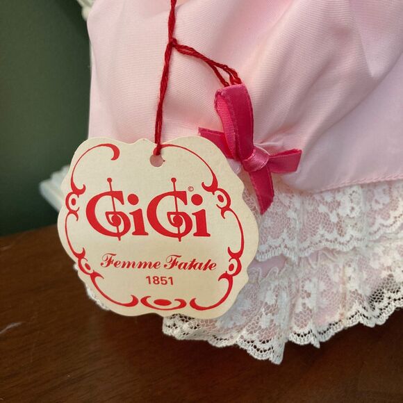 Effanbee Through the Years with Gigi 11" Femme Fatale 1851 #1264 (198x) EUC - Picture 3 of 5